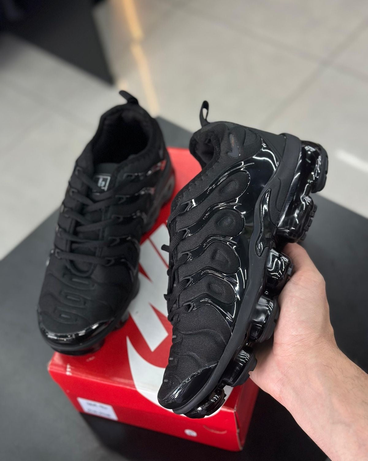 Vapor Max Plus
